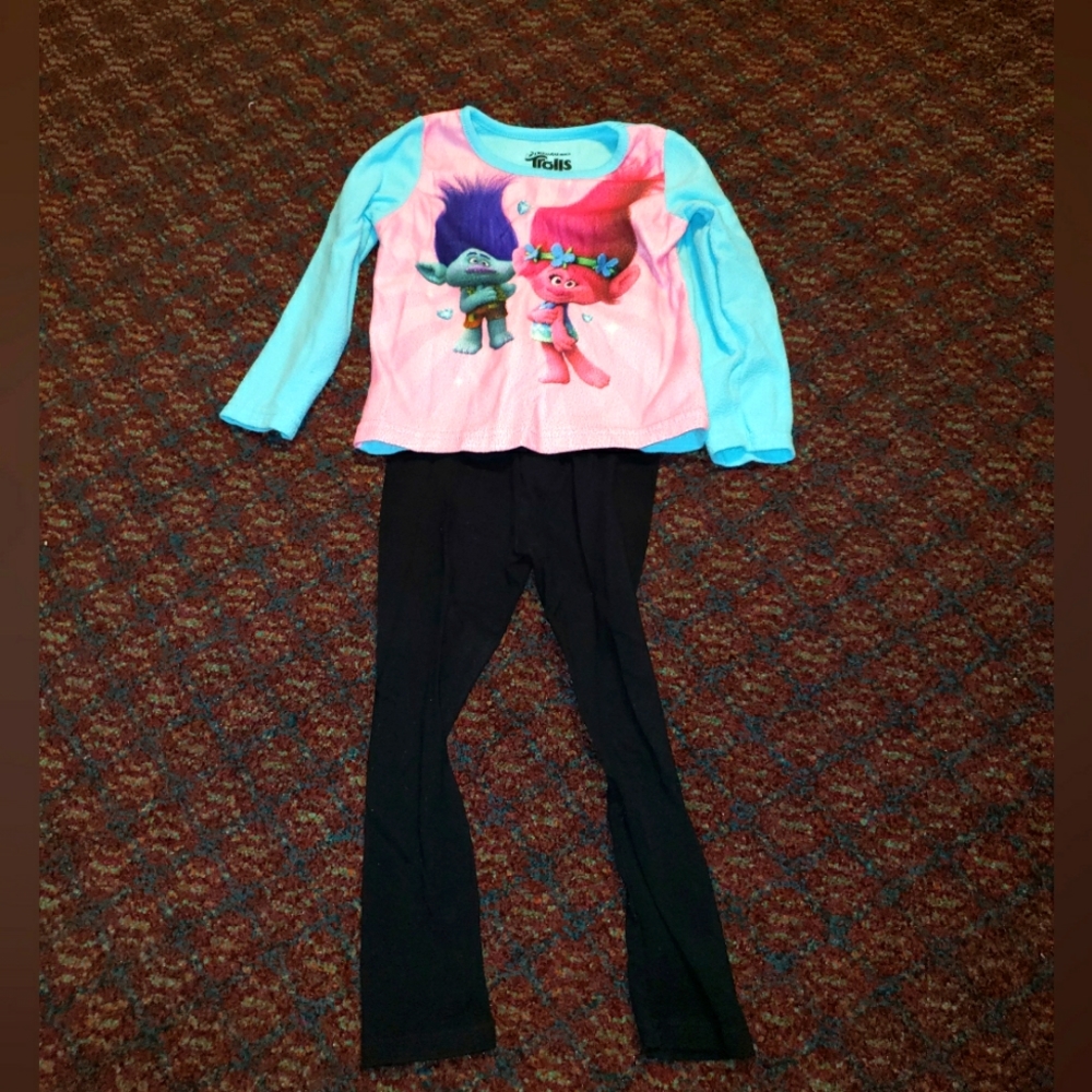 Girls size 3t DreamWorks Trolls two piece outfit